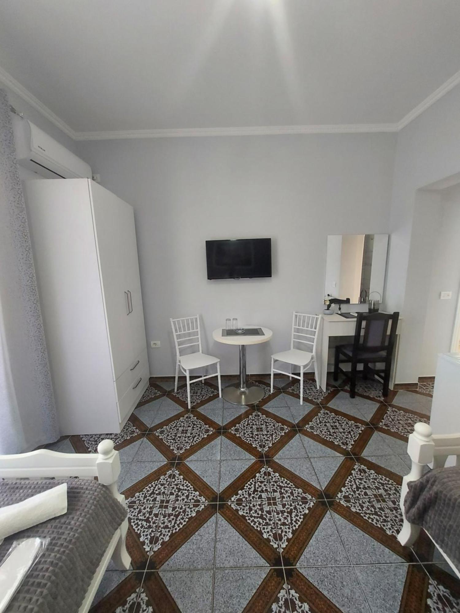 Hotel Fama Škalngur エクステリア 写真